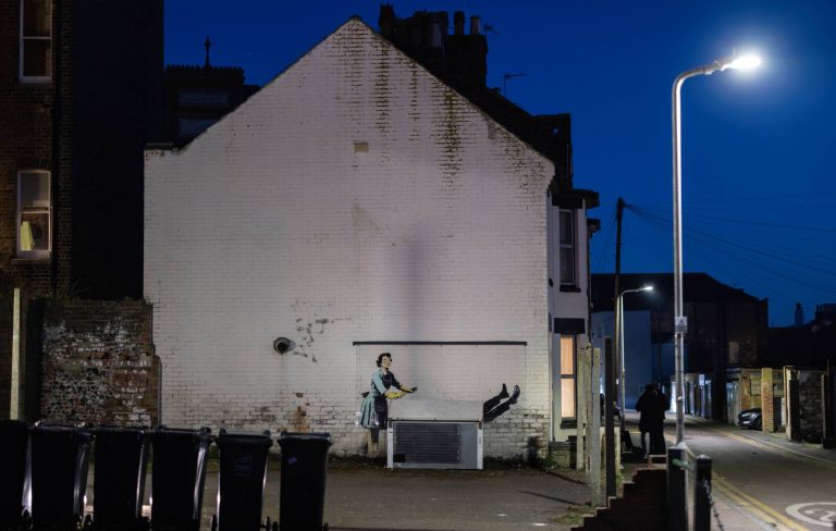 Thanet Council Remove Parts Of Valentines Day Banksy